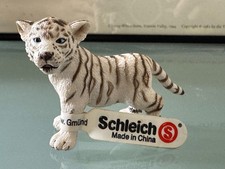 Schleich Siberian White Tiger Cub D-73508 Retired Animal Figure Wildlife