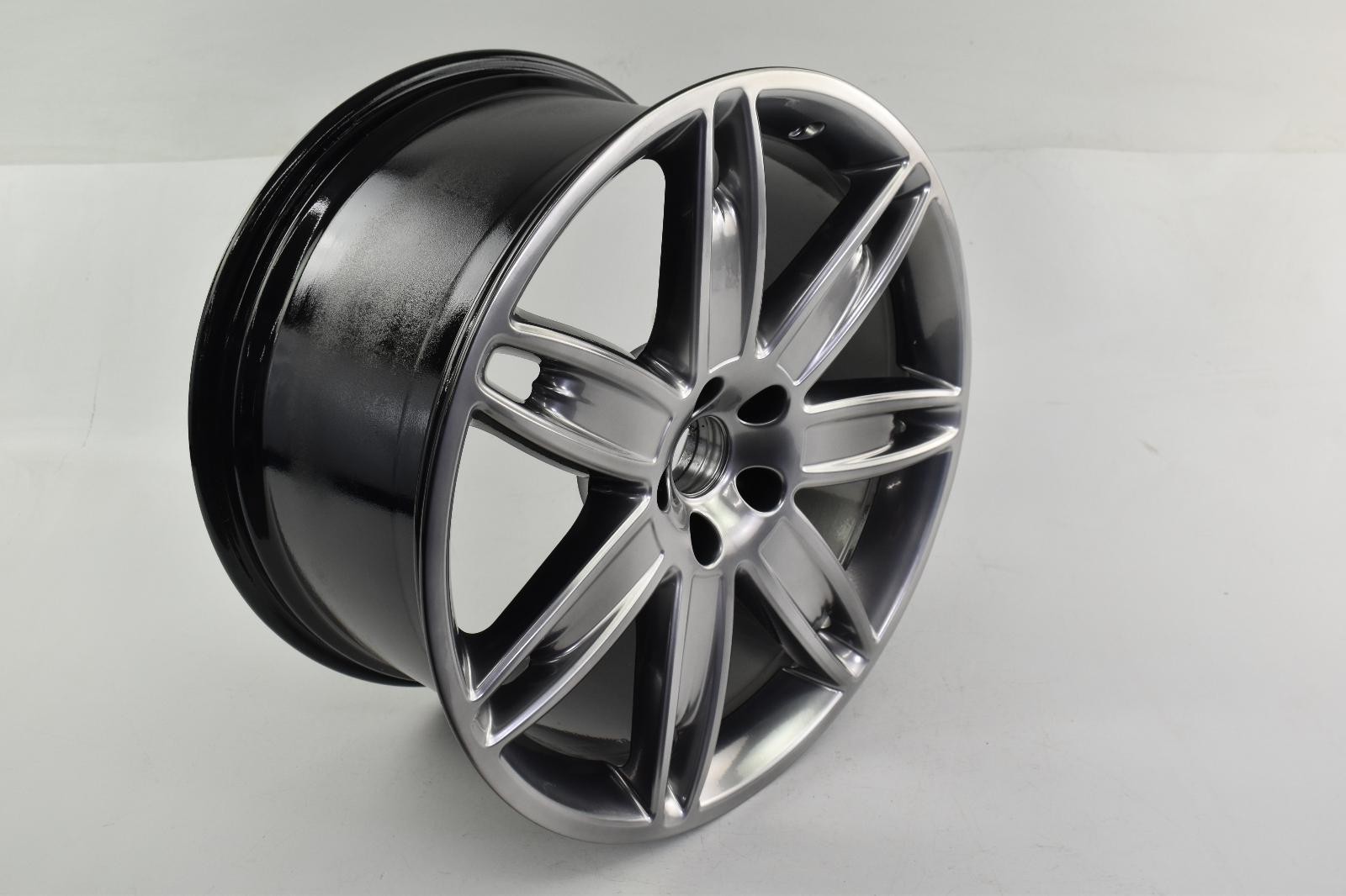 2017 Maserati Quattroporte Wheel OEM Assembly