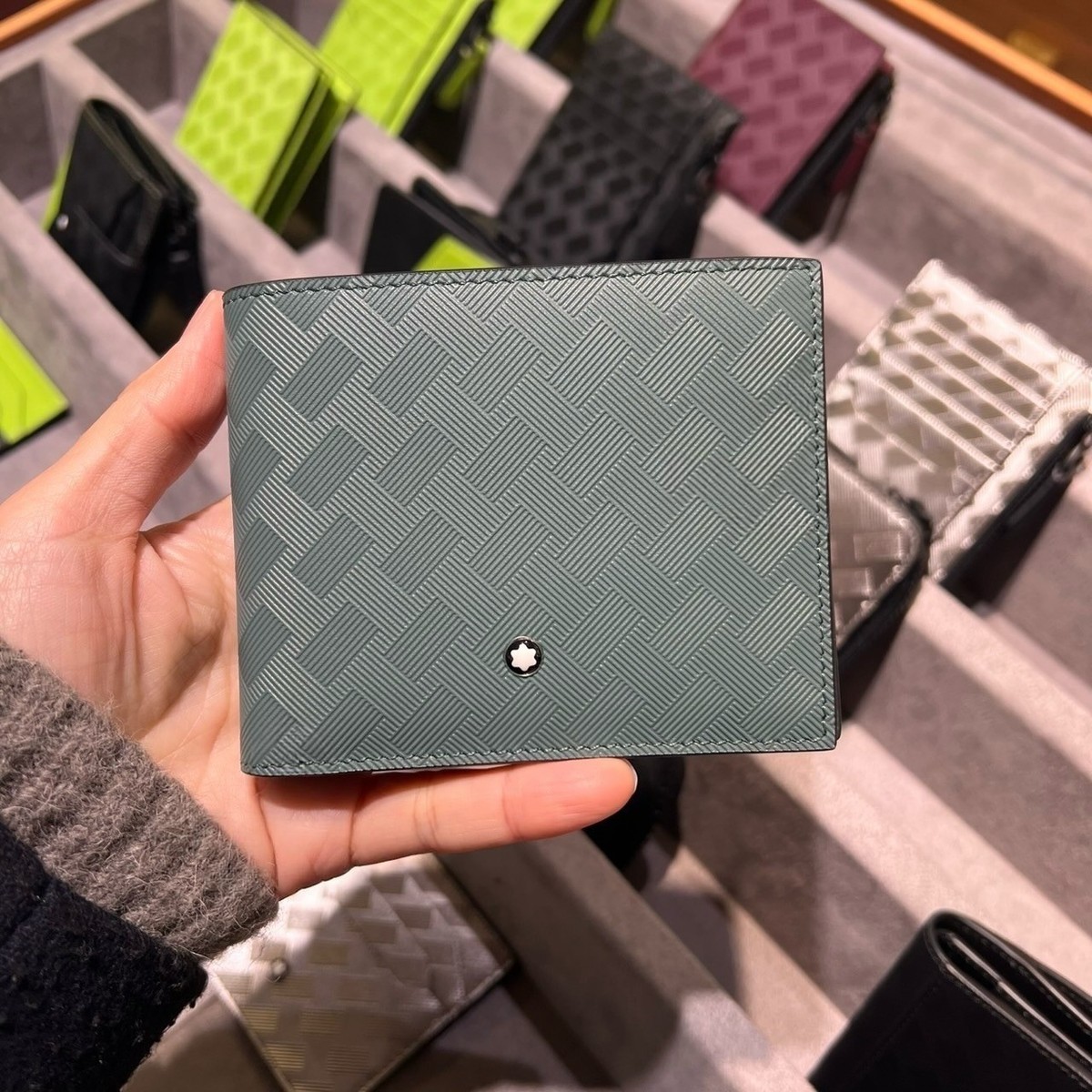 Montblanc Extreme 3.0 Leather Wallet British Green 6CC Full Box