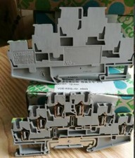 5  pcs  PHOENIX CONTACT  Terminal block ST2.5-PE/L/L 3036097