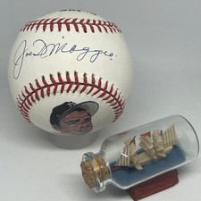 Joe DiMaggio signed Rawlings Portrait Photo Baseball JSA Yankee Clipper A2964