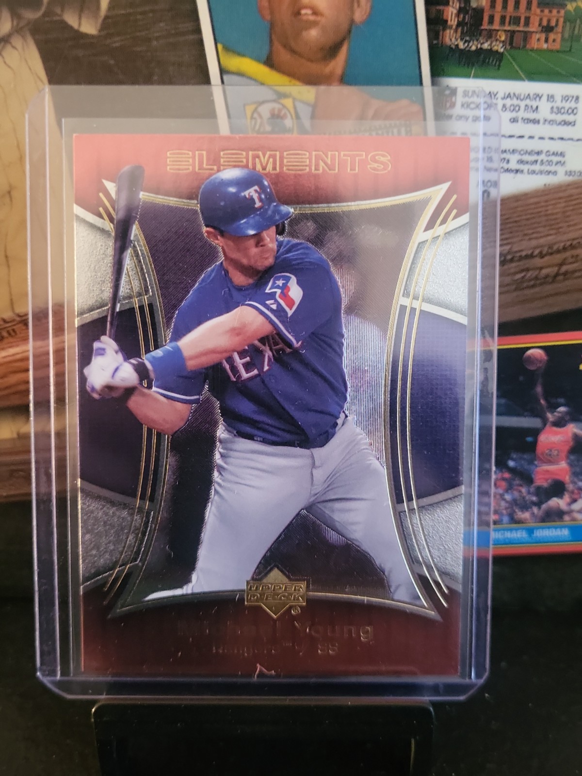 2007 Upper Deck Elements #82 Michael Young Texas Rangers 🔥