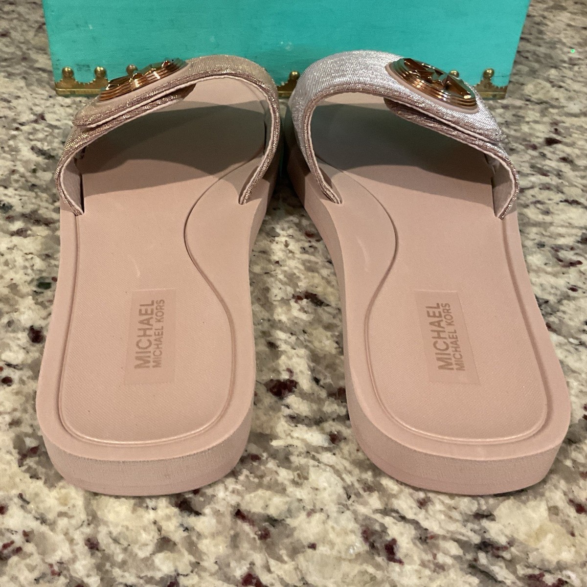 MICHAEL KORS Women's Sz 8 M MK CHARM SLIDE 40S4MKFA1D Rose Gold