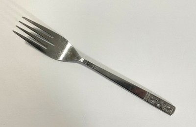 Customcraft Fleur de Lis Pattern Flatware - 1 Fork - Pre-Owned