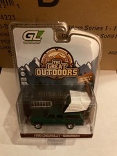Greenlight Great Outdoors 1990 Chevrolet Suburban.     green