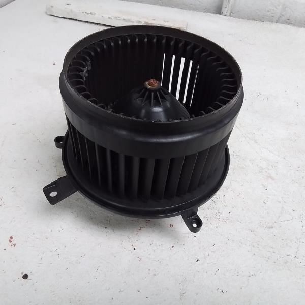 Maserati Ghibli 2017 Blower motor
