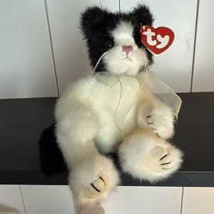 Ty Arien Cat Plush 8” Black White Kitten  1993 NWT Green Bow Attic Treasures