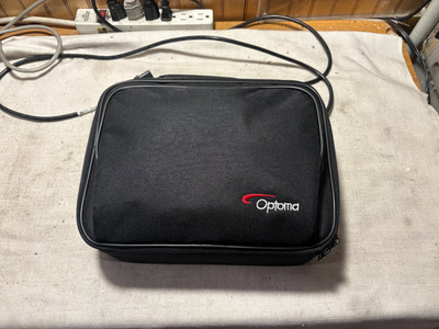 Optoma 2200-Lumen DLP Projector EP727 Projection - Excellent Condition