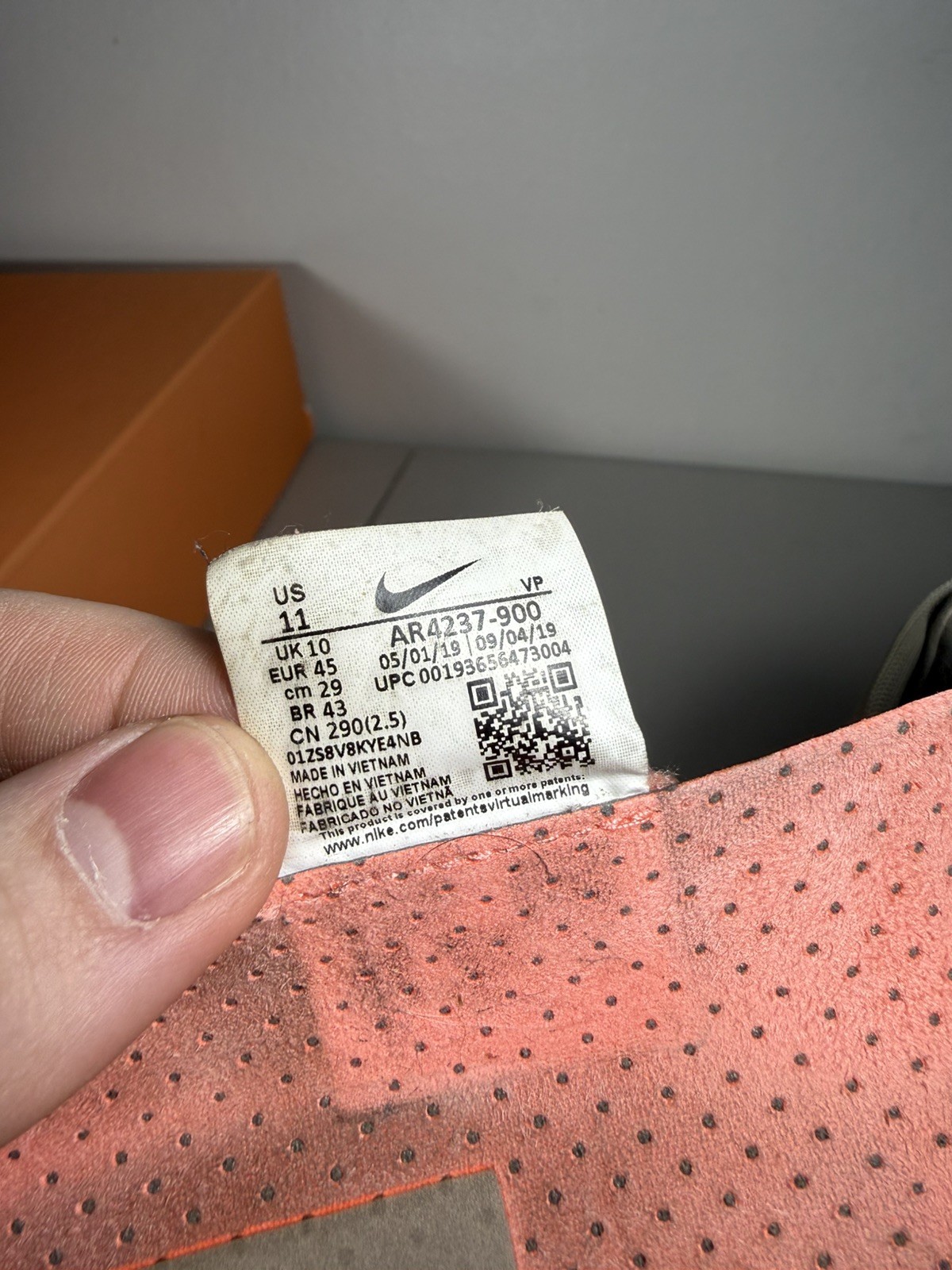 Size 11 - Men’s Air Fear Of God 1 “Oatmeal”AR4237-900  thumbnail 6