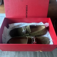 Salvatore Ferragamo Suede Green Dress Shoes for Men for sale  display picture 3