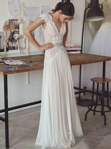 bohemian open back wedding dress