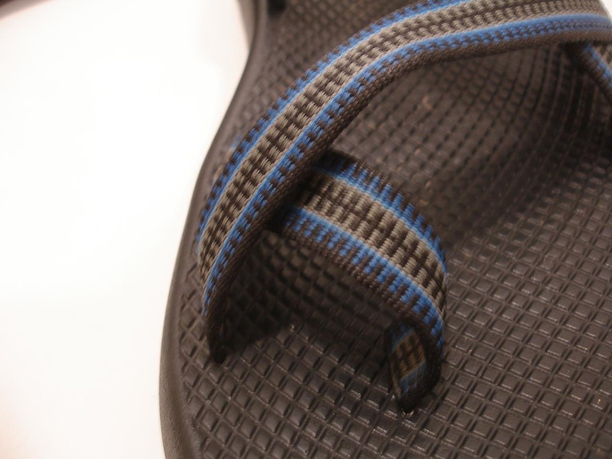 Mens 13 Chaco Z/2 Z2 Classic Vibram Unaweep Toe Loop Sandals 