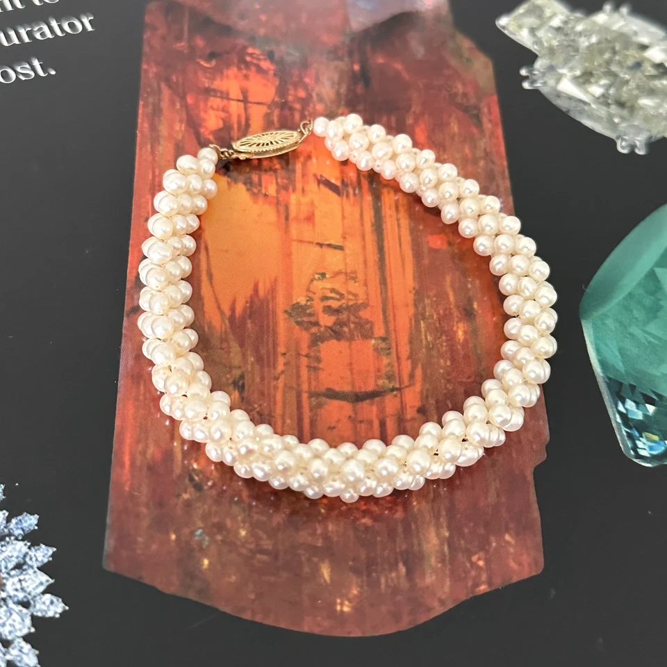 Brazalete vintage de oro amarillo de 14 quilates de perlas reales genuinas con racimo de varias filas 7,75" Foto 3 de 4