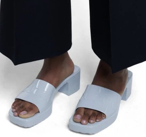 blue gucci sandals