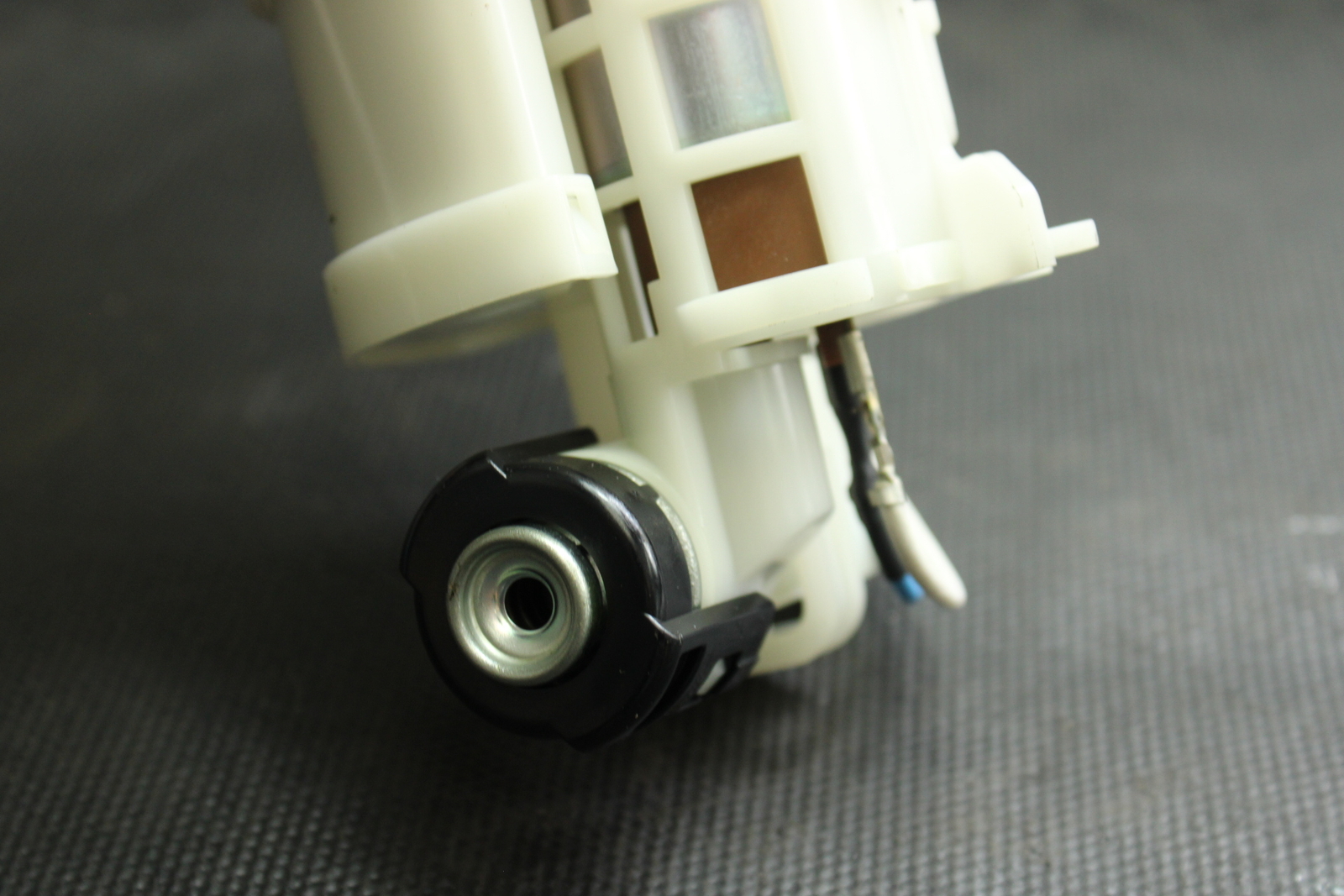 2016 Yamaha Yz250f OEM Fuel Pump B4436 eBay