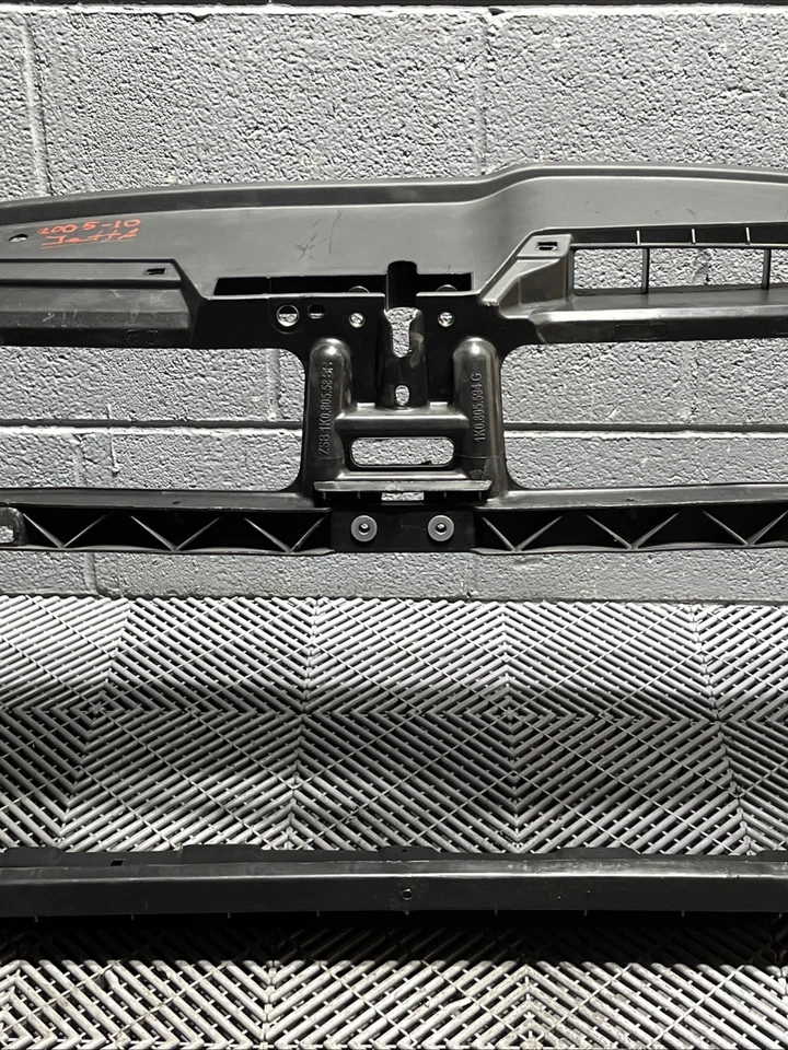 2005-2010 Volkswagen Jetta Radiador Suporte Core 1K0805588R OEM *NOTA* - Imagem 4 de 4