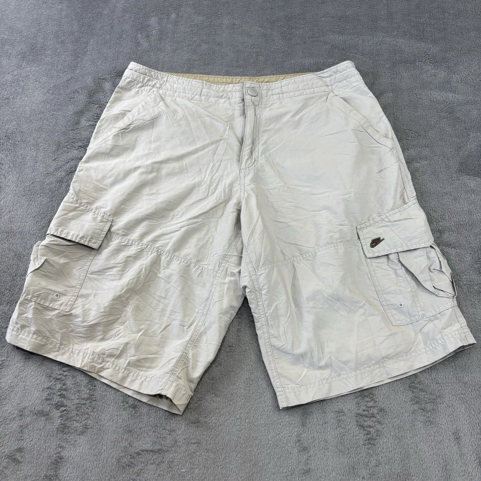 Vintage Nike Cargo Shorts Mens XL Y2K Pockets Khaki Casual Hiking Fishing Beach