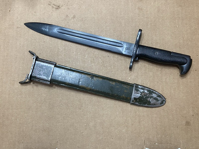 Original M1 Garand bayonet E US marked w/ E-US scabbard also fits 1903 NICE