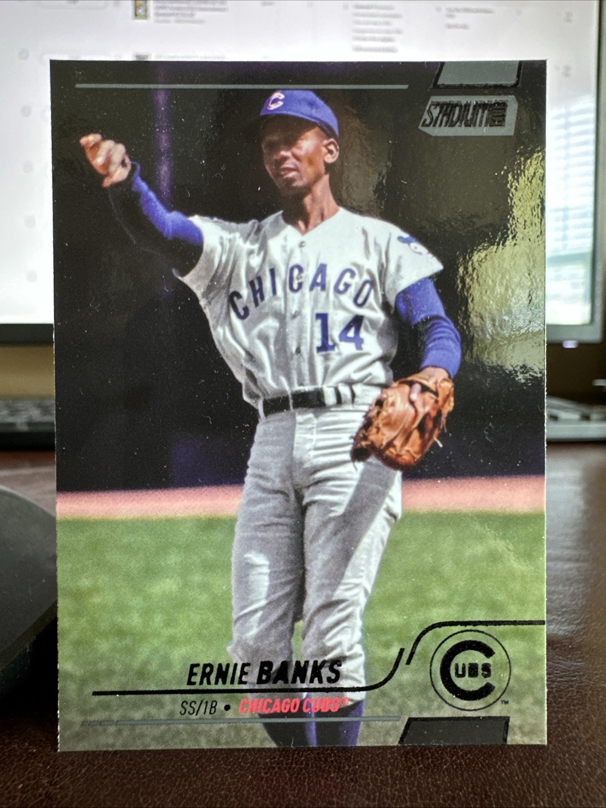 Ernie Banks Black Foil CUBS 2022 Topps Stadium Club #20 Baseball Card