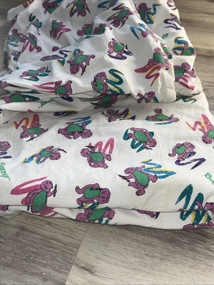 Vintage Barney Blanket Cover Baby Toddler Size 48” x 37” Crayon Purple Dinosaur - Image 3 of 4