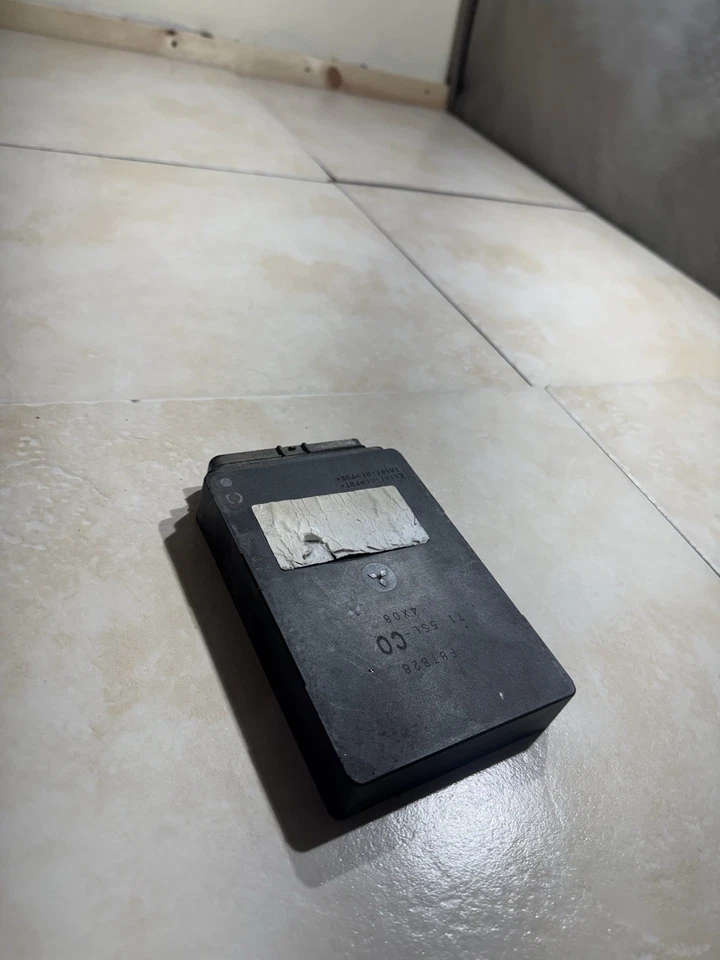 2003-2005 YAMAHA YZF R6 YZF-R6 UNIDADE CONTROLADORA DE COMPUTADOR ECU CAIXA PRETA ECM CDI - Imagem 3 de 4