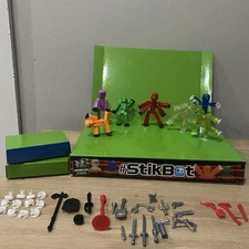 Stikbot Zing Zanimation Studios Accessories & 7 Action Figures Screen Stage