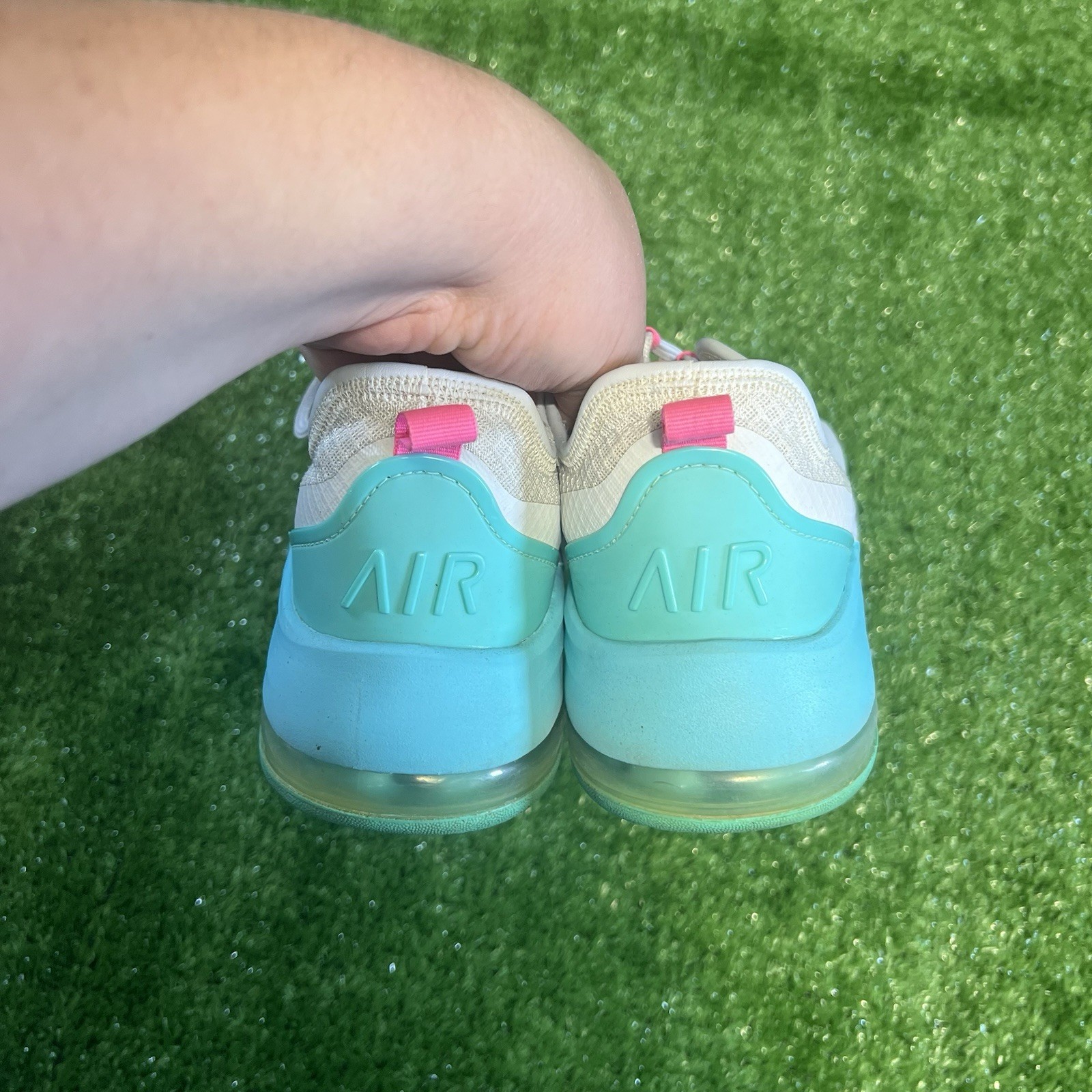 Nike Air Max Motion 2 South Beach Women's Sneakers Shoes Womens Size 11