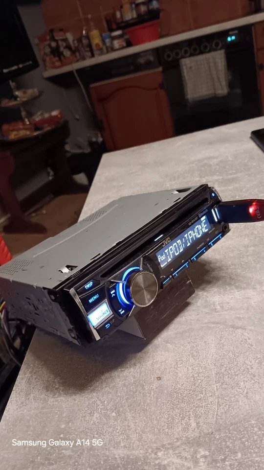 Bluetooth JVC Auto Radio mit CD USB Telefon - Bild 4 von 4