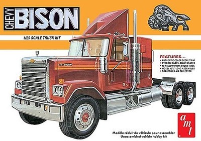 AMT 1/25 Chevrolet Bison Conventional Tractor Cab - Plastic Model Truck Kit