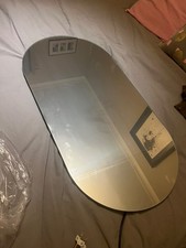 LED PILL SHAPED BATHROOM MIRROR