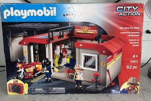 Playmobil City Action Take Along Fire Station Building Set 5663 Sealed US Seller