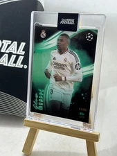 Topps Kylian Mbappe  GLOW Real Madrid 2025 , Limited Edition /99 #1239