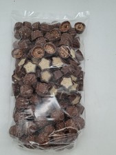 1 x 1800gr. Lindt Pralines, 3 Sorten ! (1000g...