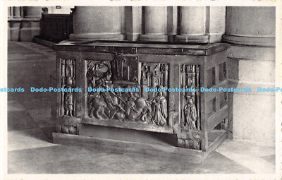 R182786 Ypern. Kathedrale St. Martin. Coffre du XVe Siecle. Ern. Thill. Nels