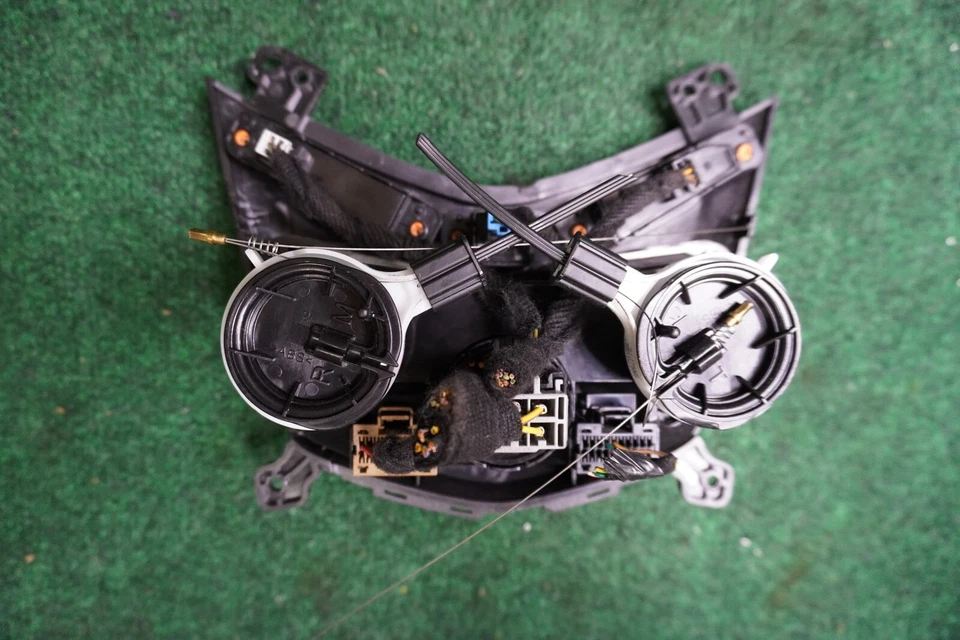 Chevrolet Sonic 2017 control de aire acondicionado OEM 42521459 Foto 3 de 4