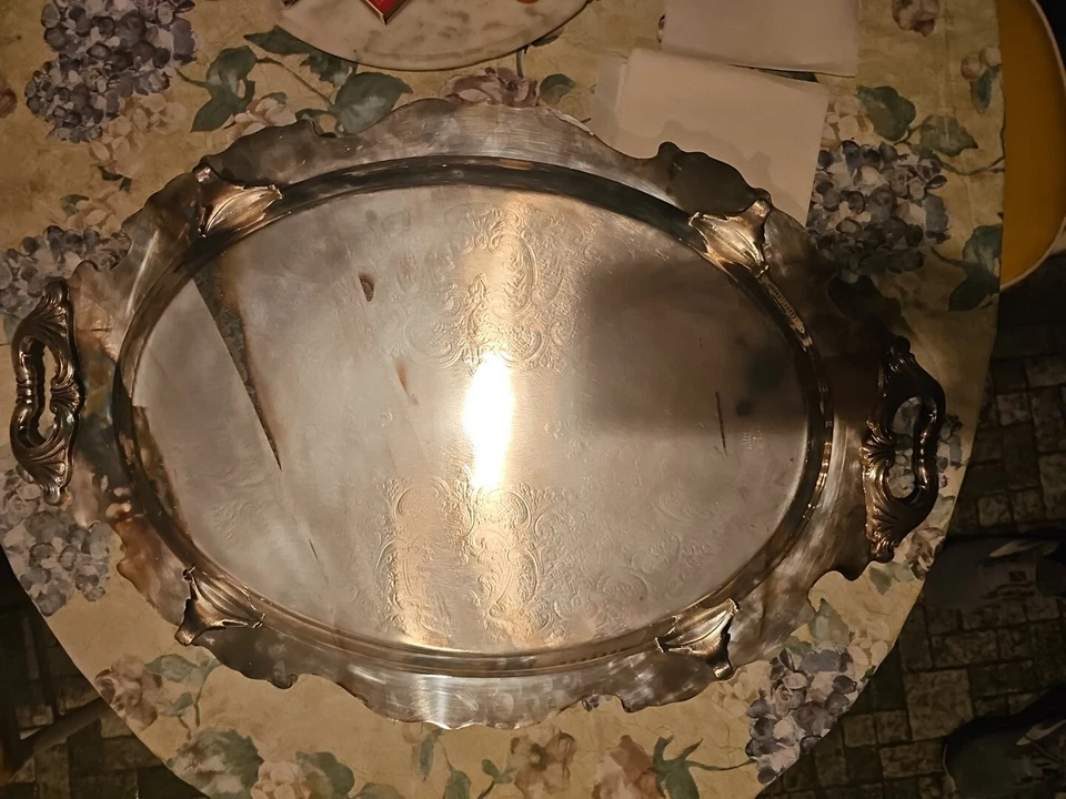 Bandeja plateada vintage/antigua Royal Rose de Wallace #9826 (28"L x18"W) Foto 3 de 4