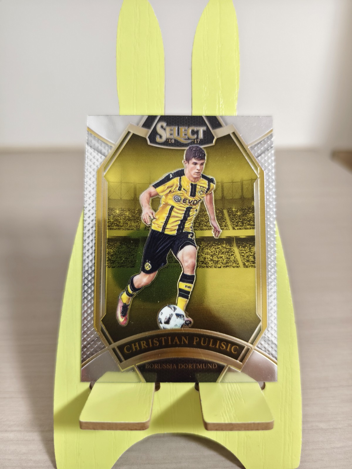 Christian Pulisic 2016-17 Panini Select Field Level RC USA Dortmund #287