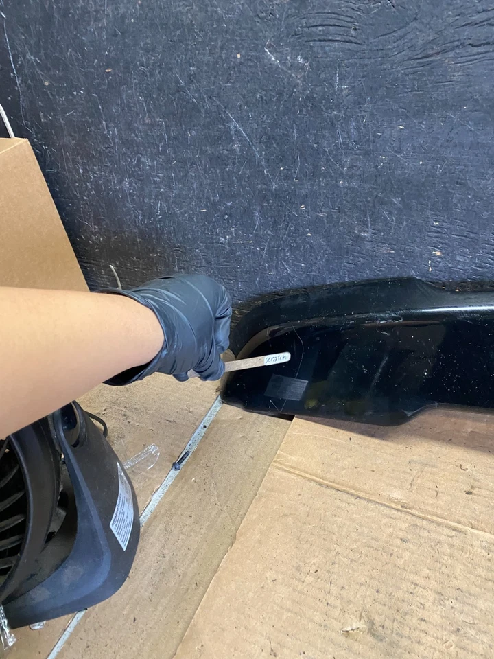 2008 a 2014 Land Rover LR2 lanterna traseira porta-malas spoiler Q8570 DG - Imagem 4 de 4