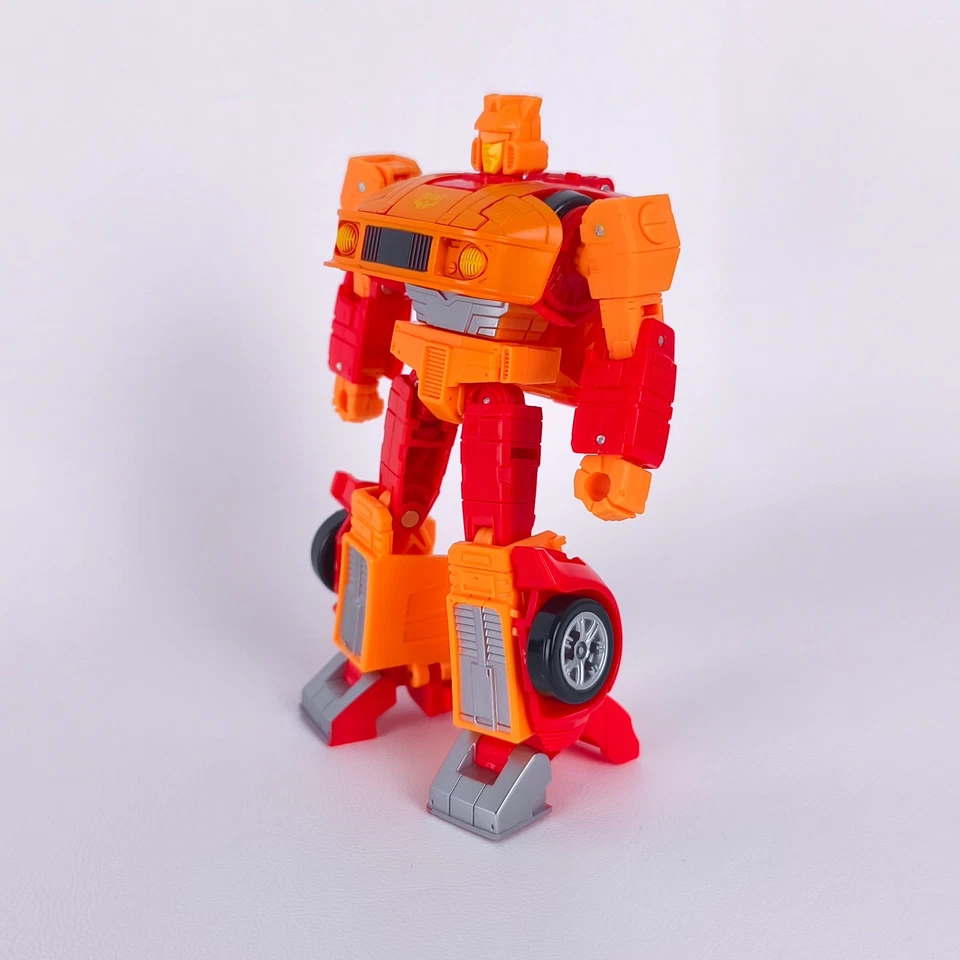 Transformers G2 Universe Autobot Jazz Complete Legacy Evolution Deluxe Class - Image 2 of 4