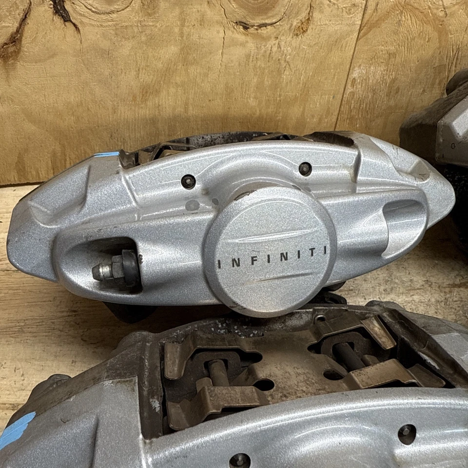 🛑 2008-2020 Infiniti Nissan Akebono SET Sport Brake Calipers OEM Silver - Image 3 of 4