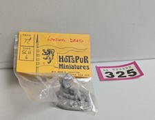 20mm Hotspur miniatures . Medieval Soldier "LOOTING DEAD BODY ". SCH6 