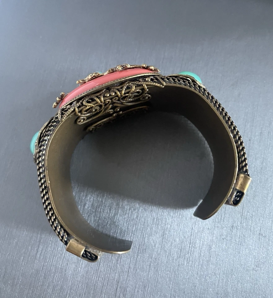 PATRICE Coral Green Color Glass Mesh Dragon Cuff Bracelet - Image 4 of 4