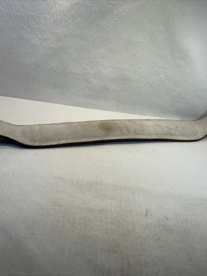 Cinturón trasero de levantamiento de pesas Gold’s Gym talla extra grande acolchado de espuma de cuero negro Foto 4 de 4