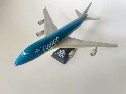 KLM CARGO BOEING 747-400 ERF 11'' JET Plastic Desk Display Scale Model on Stand - Picture 3 of 9