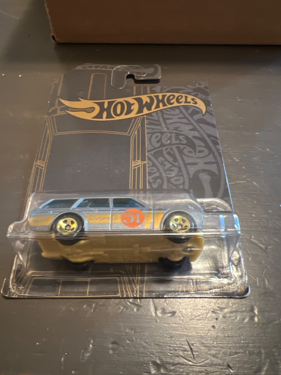 Hot Wheels '71 Datsun 510 ゴールド RLC Exclusive '71 Datsun 510 – Mattel Creations