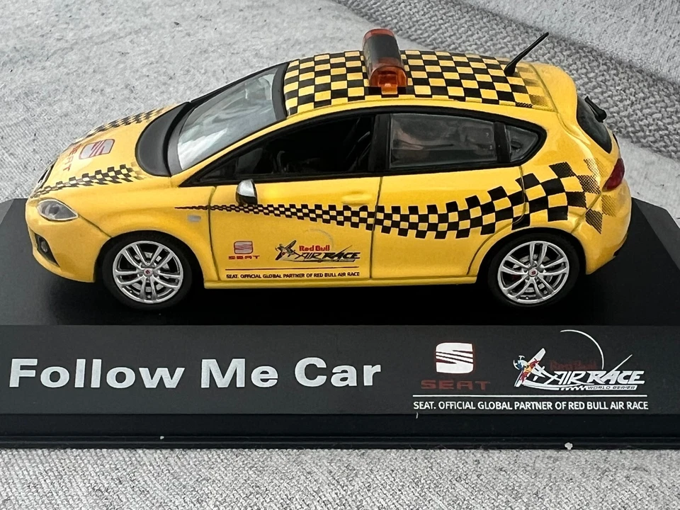 1/43 Seat Leon Cupra 2006 Follow Me Car Edicion Limitada Limit Edition - Imagen 2 de 4