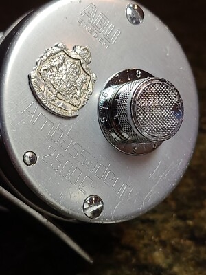 Abu Ambassadeur 2500C Fishing Reel Vintage 1980 Silver EUC Abu Ambassadeur 2500C Fishing Reel Vintage 1980 Silver EUC
