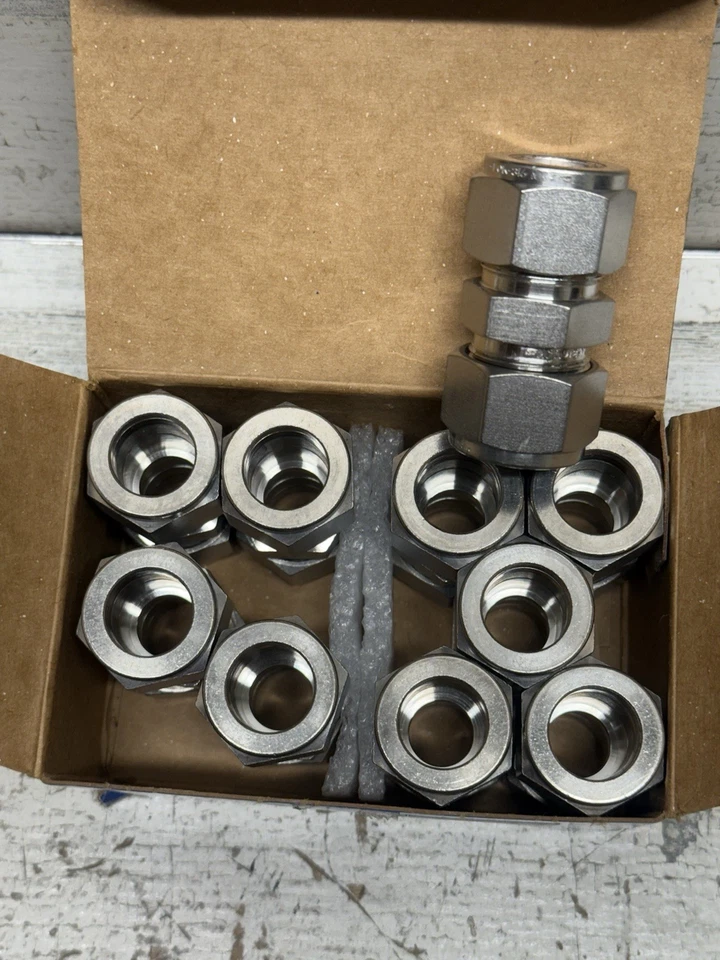 Box of 10 Swagelok SS-1010-6 5/8" Union Stainless Steel New - Image 2 of 4