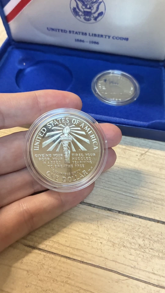United States Liberty Coins 1886-1986 With Case MINT Condition - Image 3 of 4