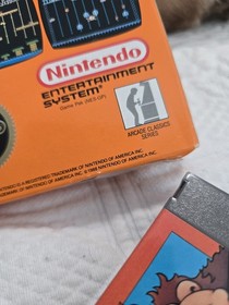 Donkey Kong Classics Nintendo NES Box  & game Authentic 